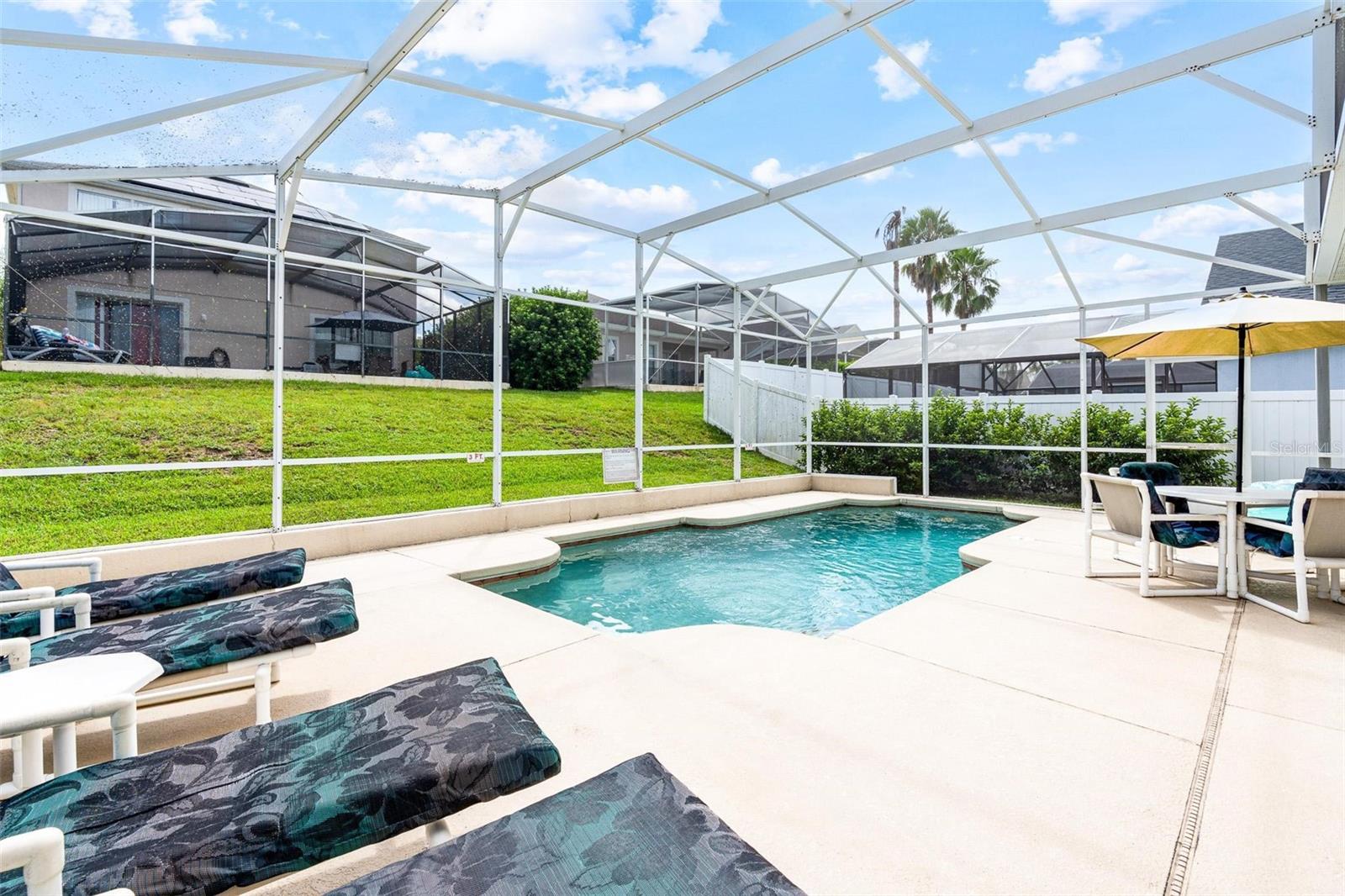 454 GLENEAGLES DRIVE