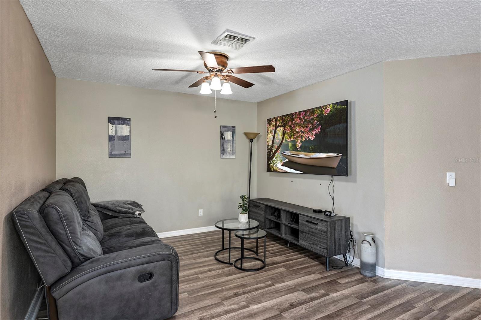 OAKCREST/SOUTHMEADOW PH I - Residential