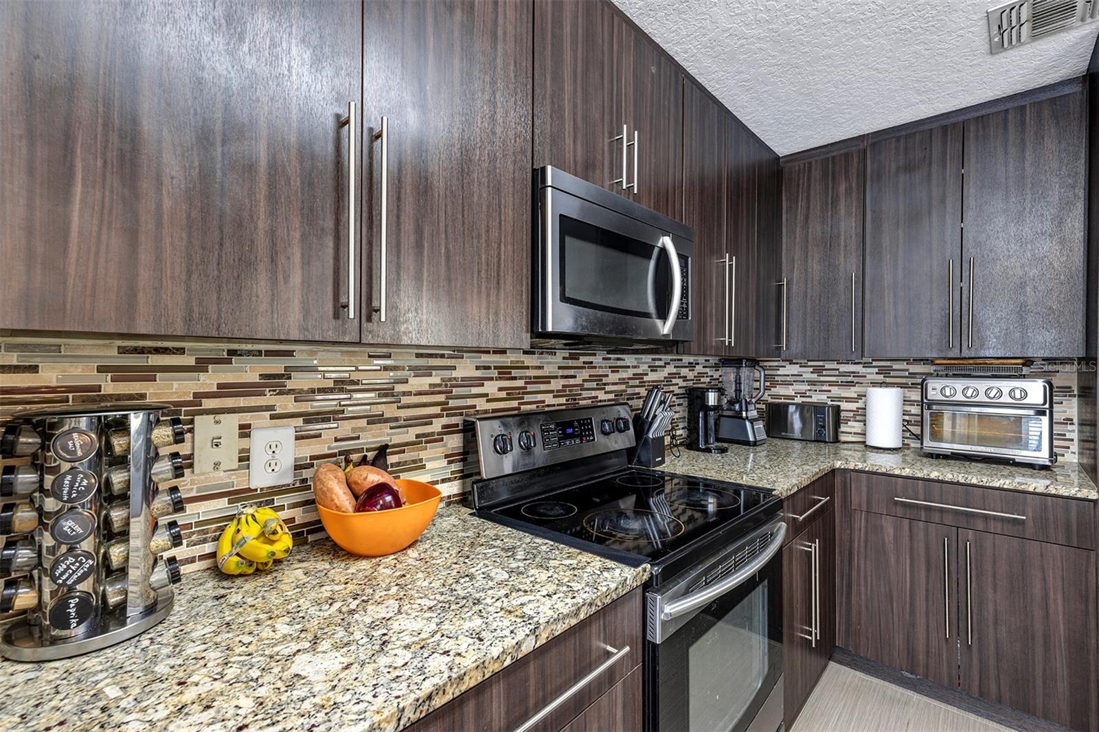 OAKCREST/SOUTHMEADOW PH I - Residential