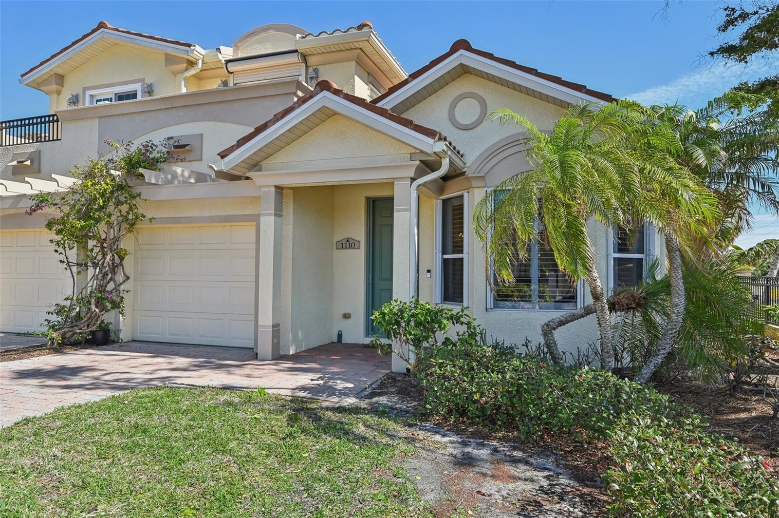 1110 BEACHCOMBER COURT 1