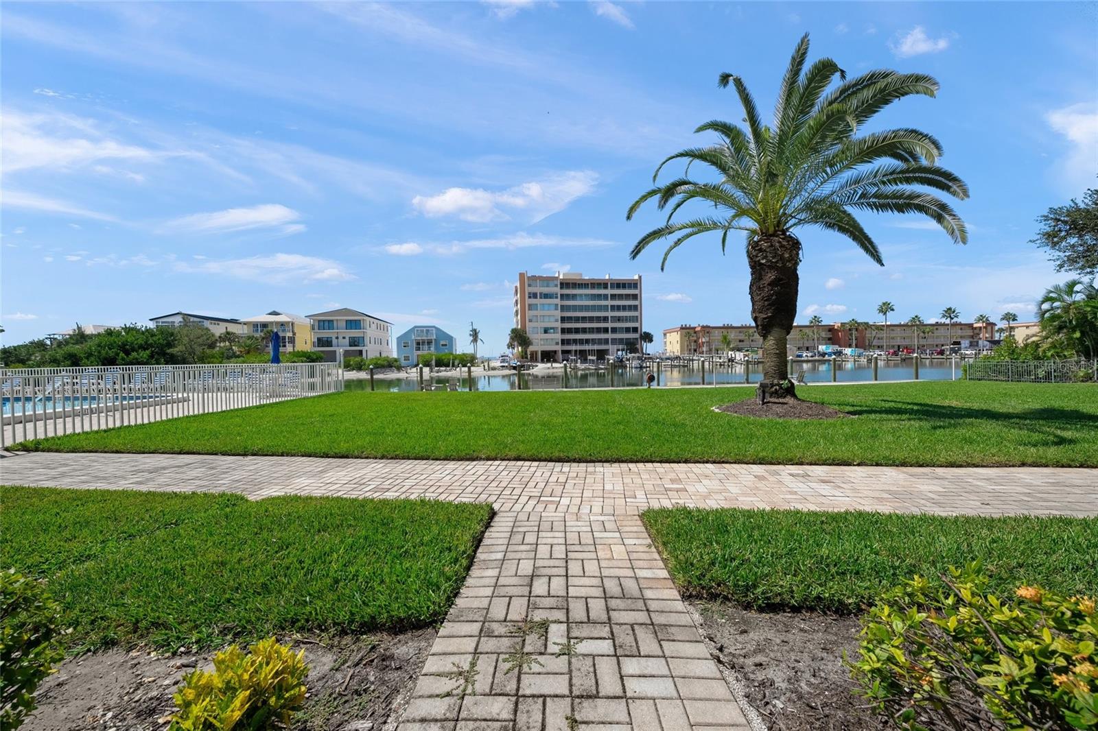 INLET APTS - Residential