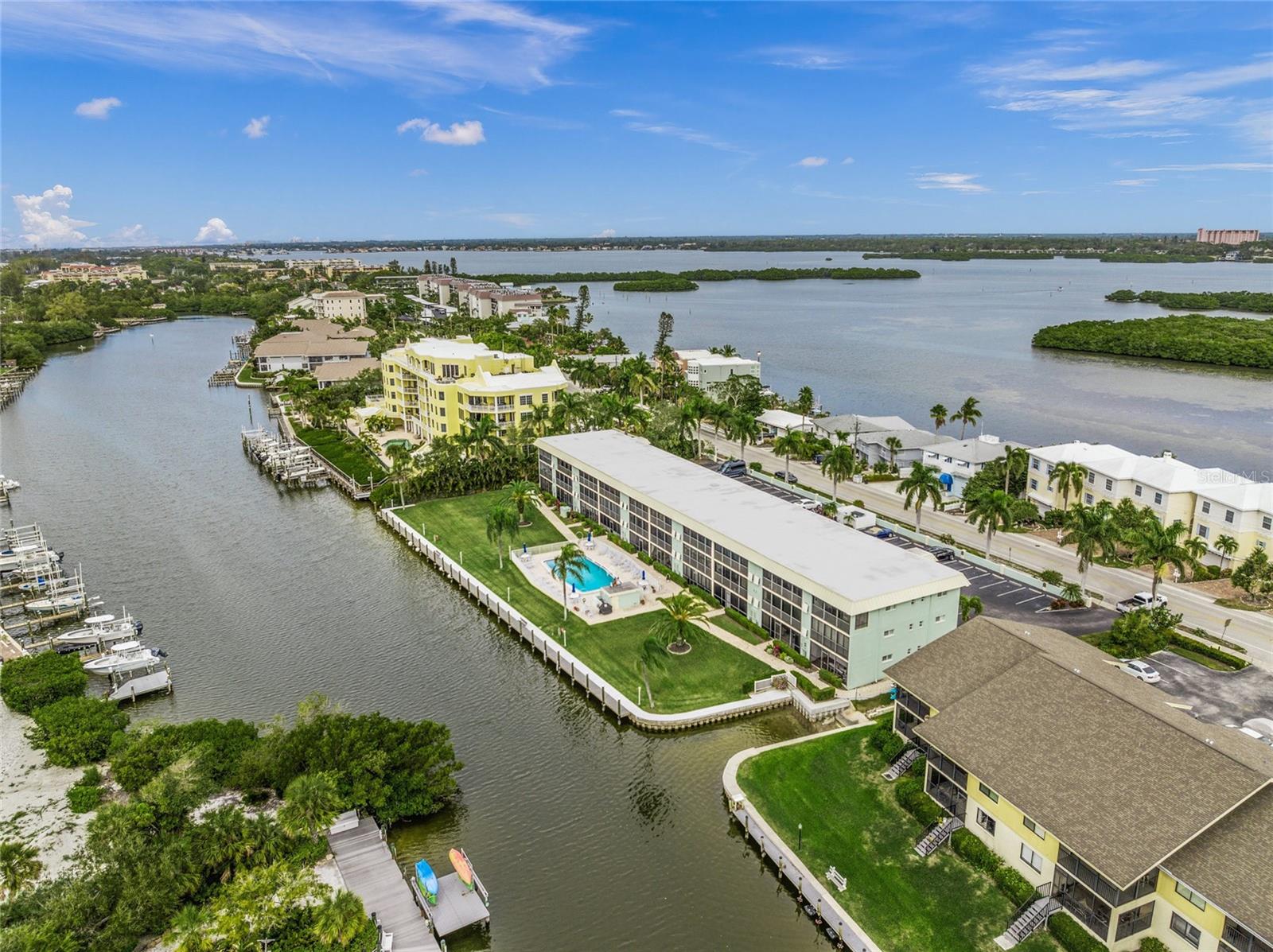 9200 MIDNIGHT PASS ROAD 17