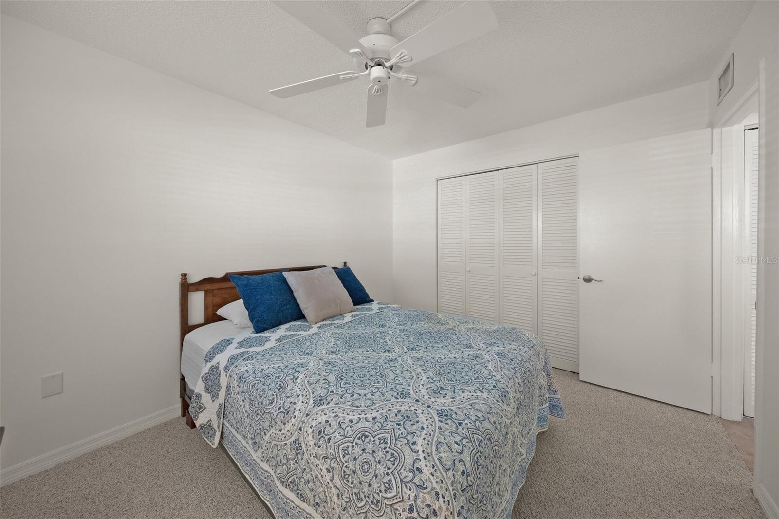 INLET APTS - Residential