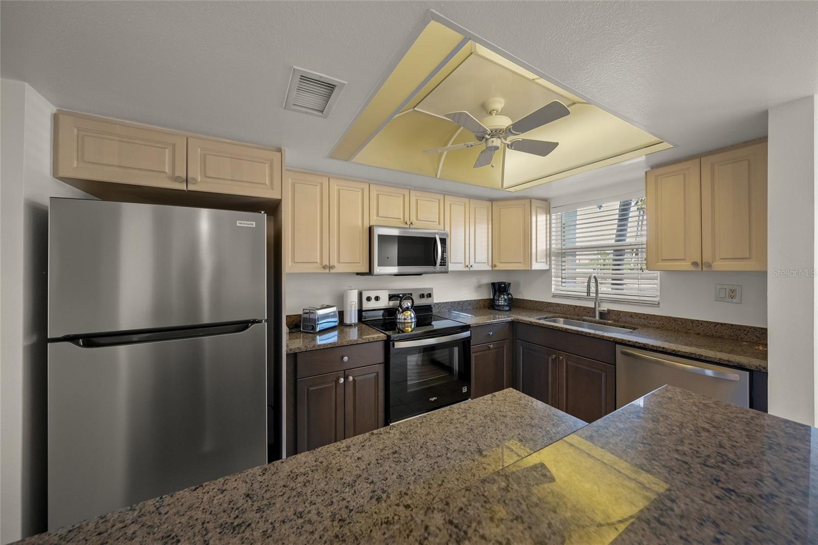 INLET APTS - Residential