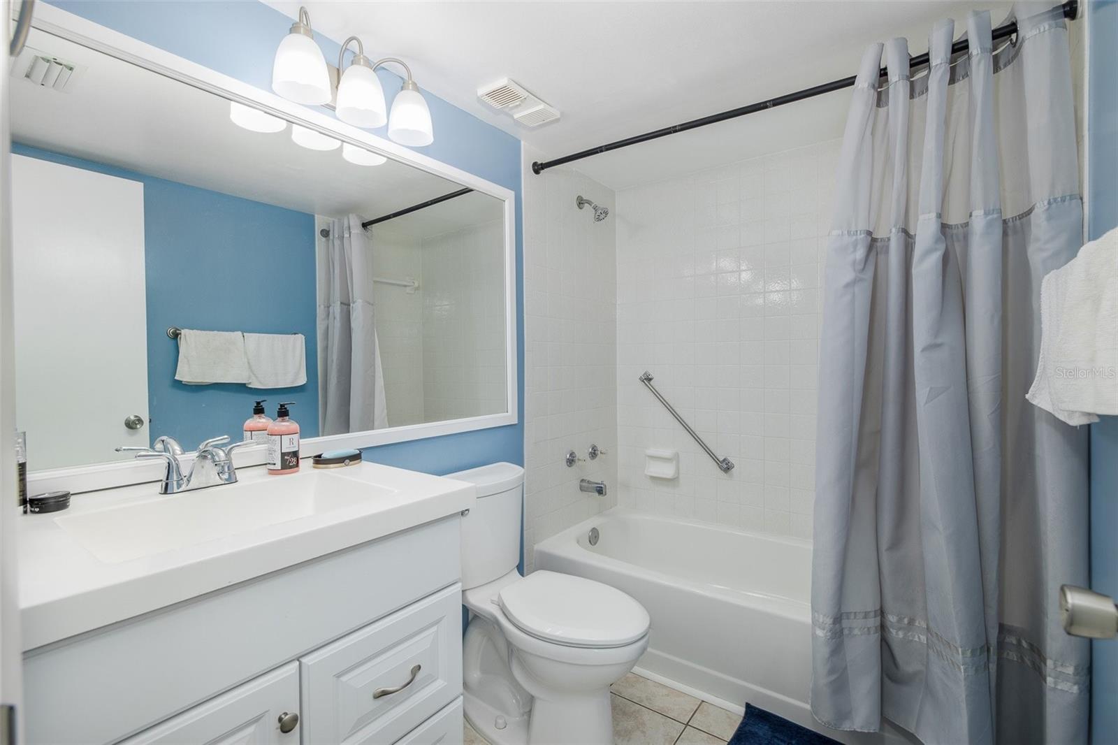 PINE RIDGE AT LAKE TARPON VILLAGE - Residential