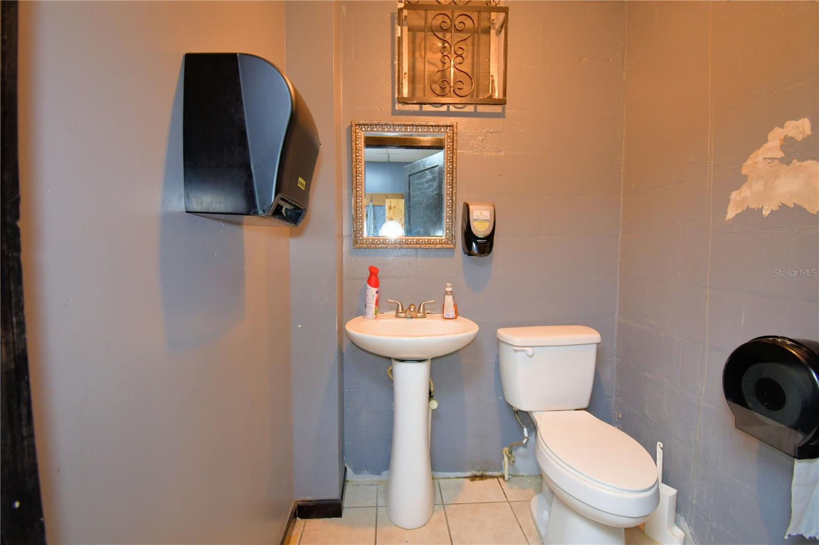 LAKE WALES - Commercial Sale