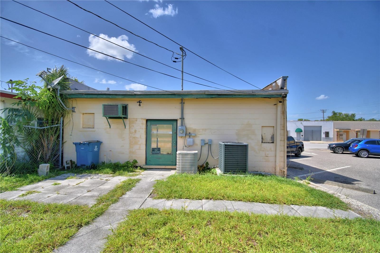 LAKE WALES - Commercial Sale