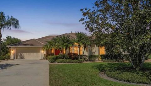 303 BLACKBIRD CT BRADENTON FL 34212
