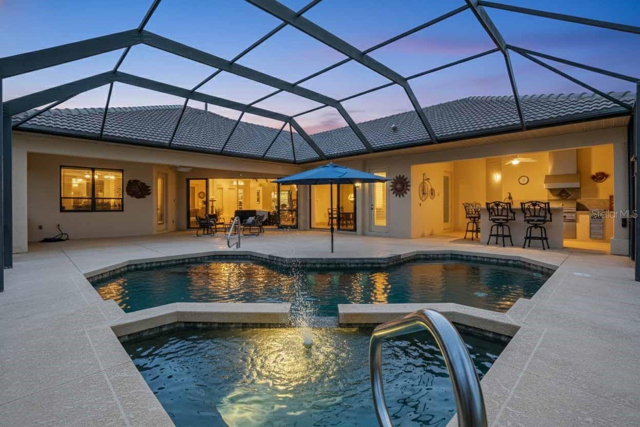 303 BLACKBIRD CT
