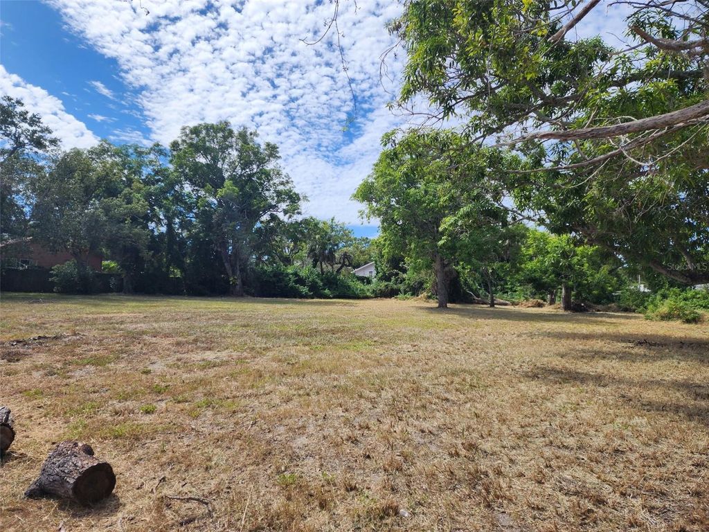 Photo of 1108 19th Street W, Bradenton, FL 34205 (MLS # A4659691)