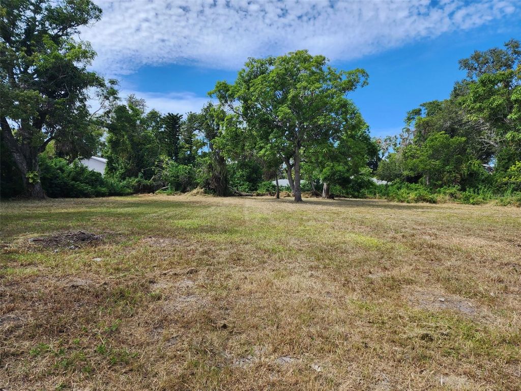Photo of 1108 19th Street W, Bradenton, FL 34205 (MLS # A4659691)