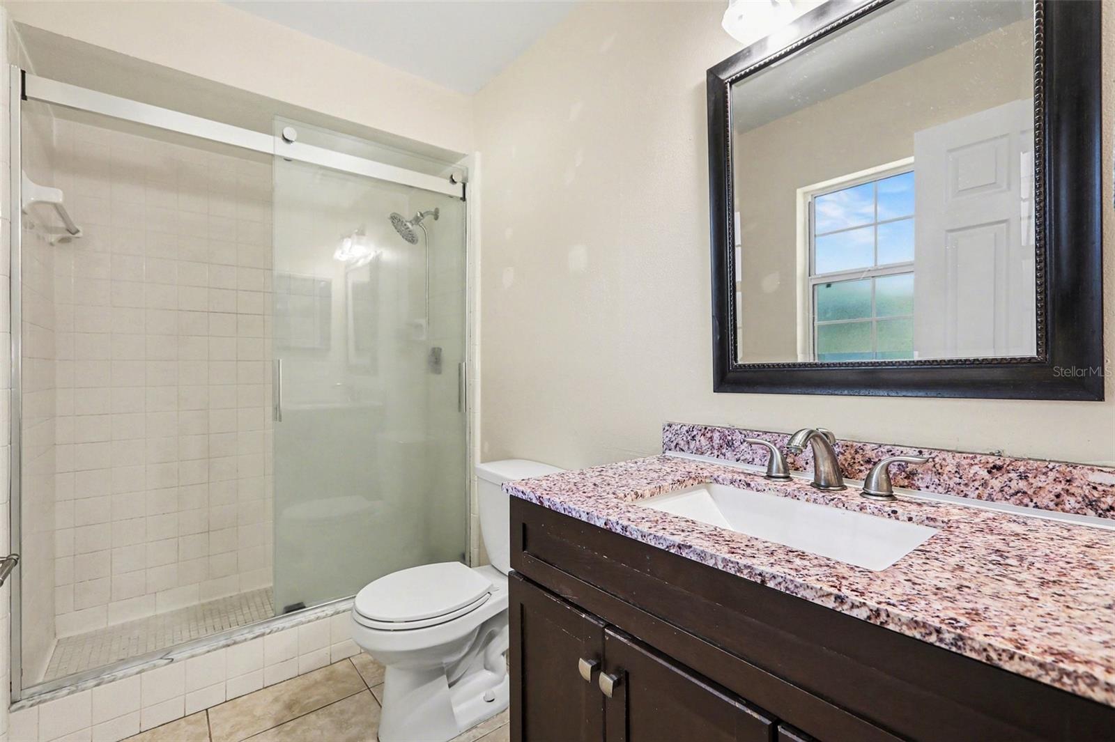 RIDGEWOOD ESTATES 20TH ADD - Residential