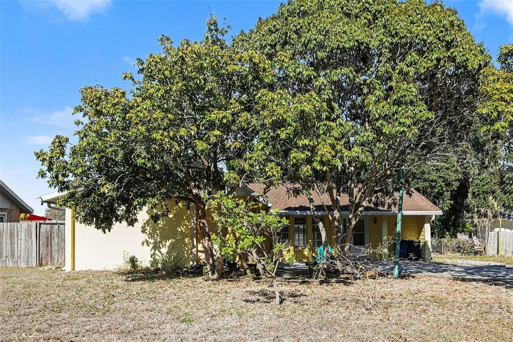 Photo of 2874 Indianwood Drive, Sarasota, FL 34232 (MLS # A4683778)