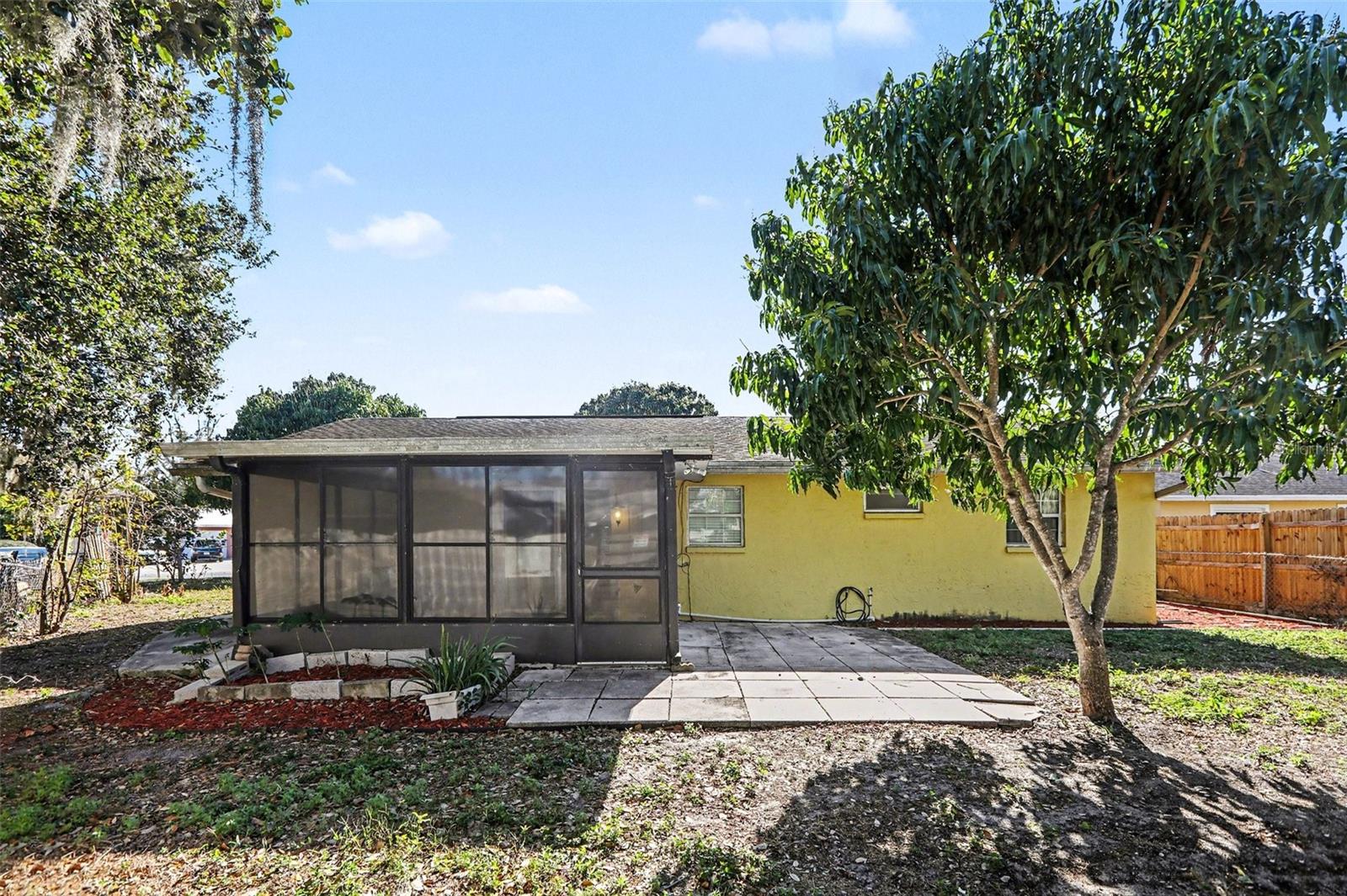 RIDGEWOOD ESTATES 20TH ADD - Residential