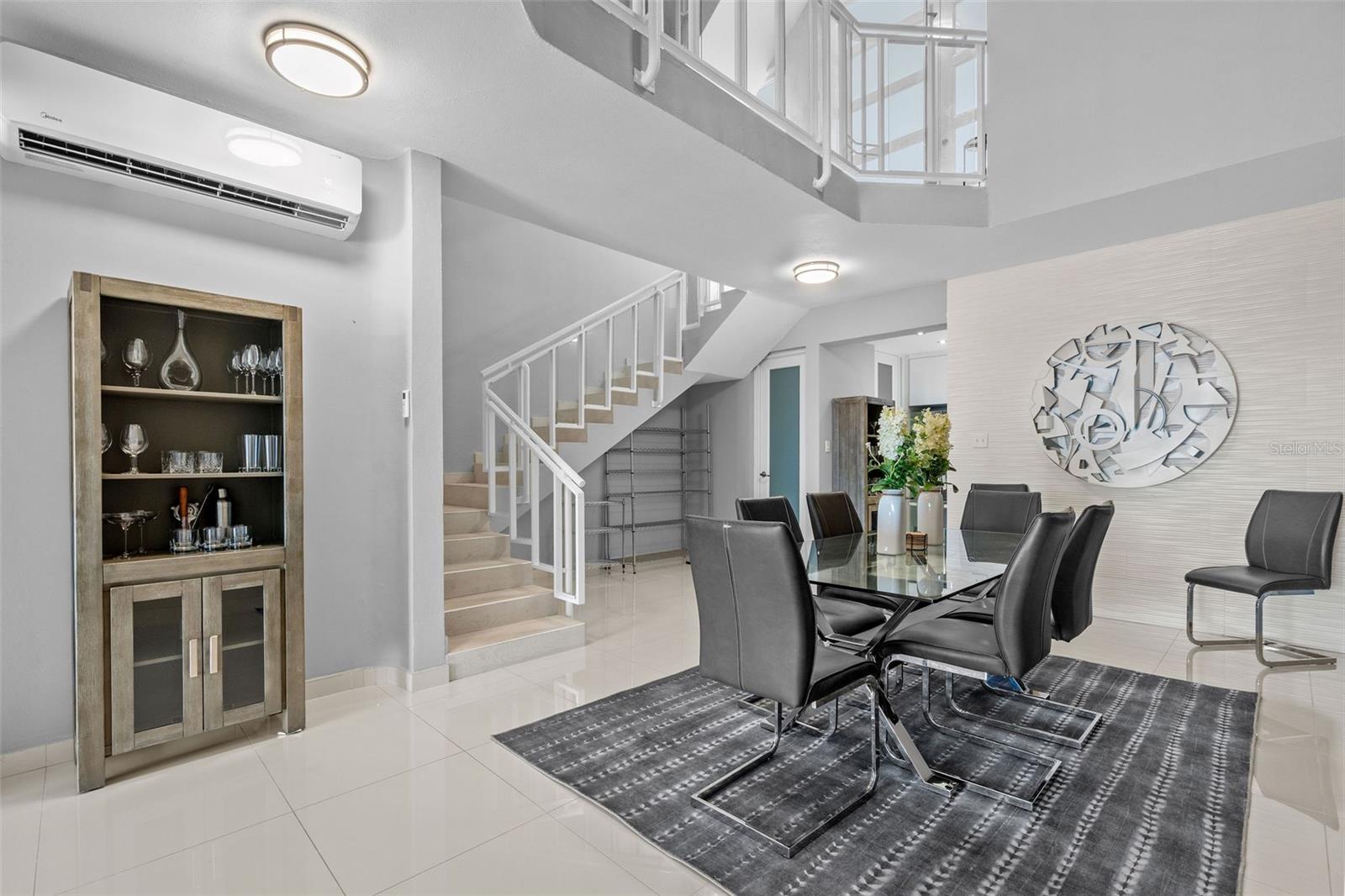 SHELL CASTLE CLUB - Residential