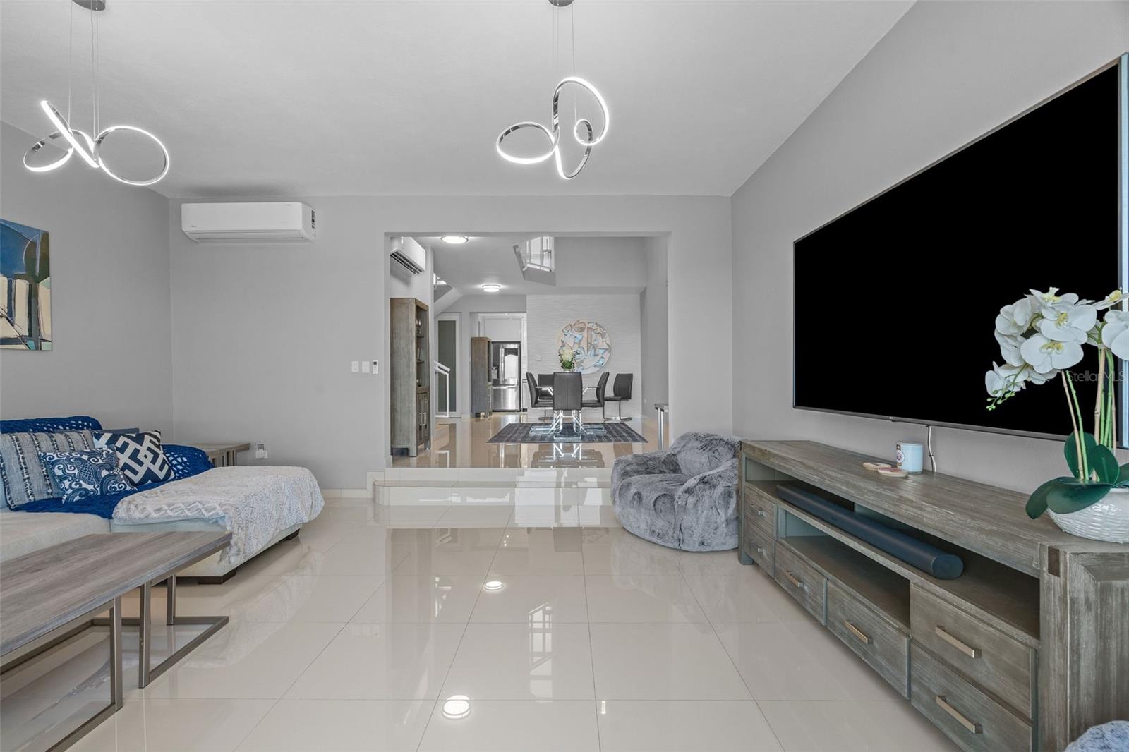 SHELL CASTLE CLUB - Residential