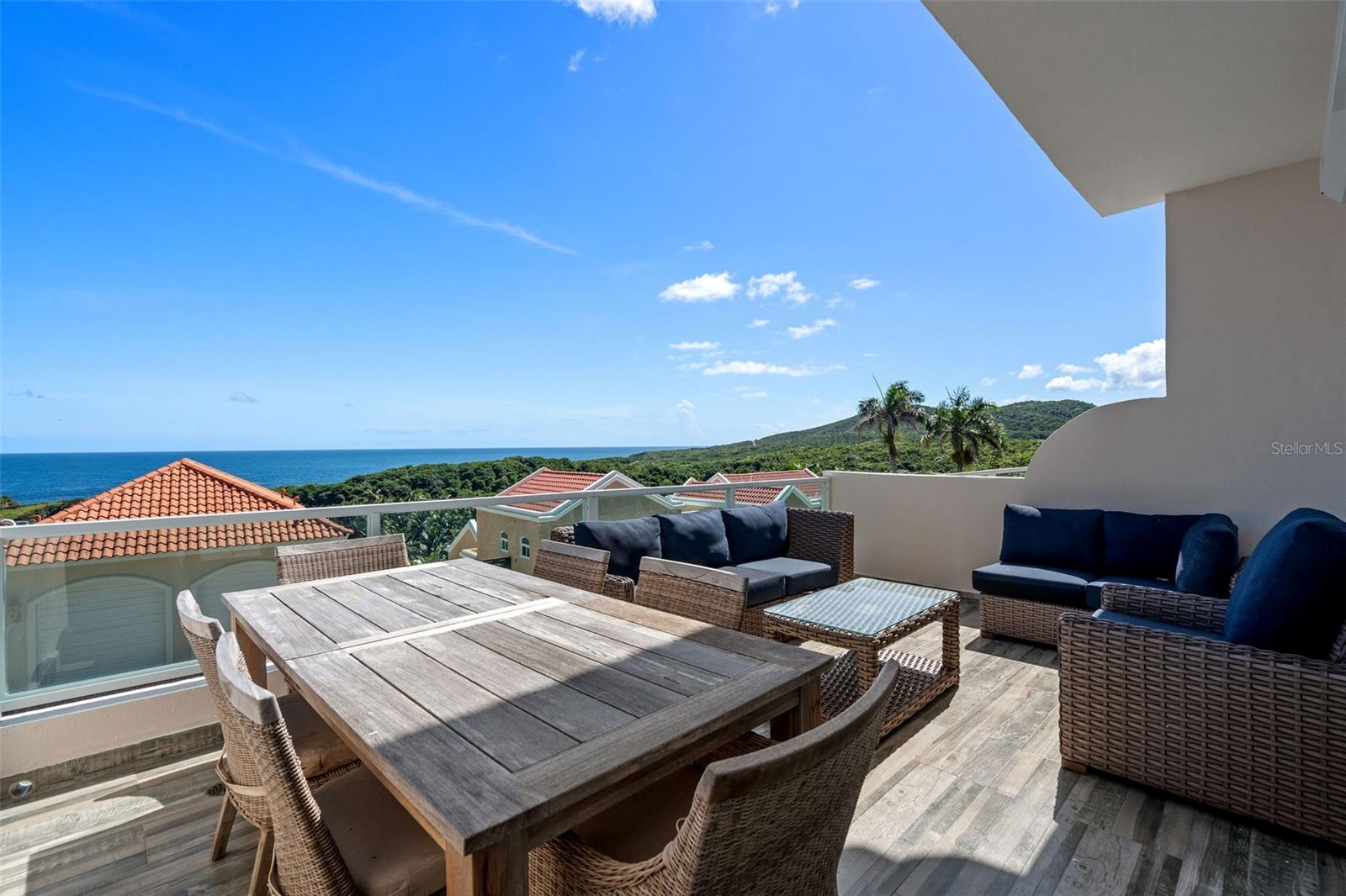 SHELL CASTLE CLUB - Residential