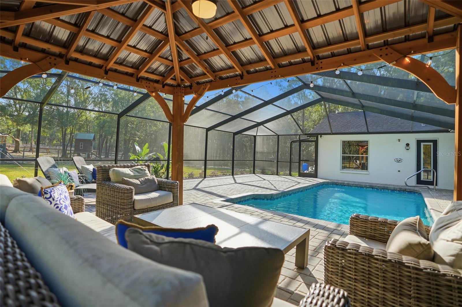 ACREAGE - Residential