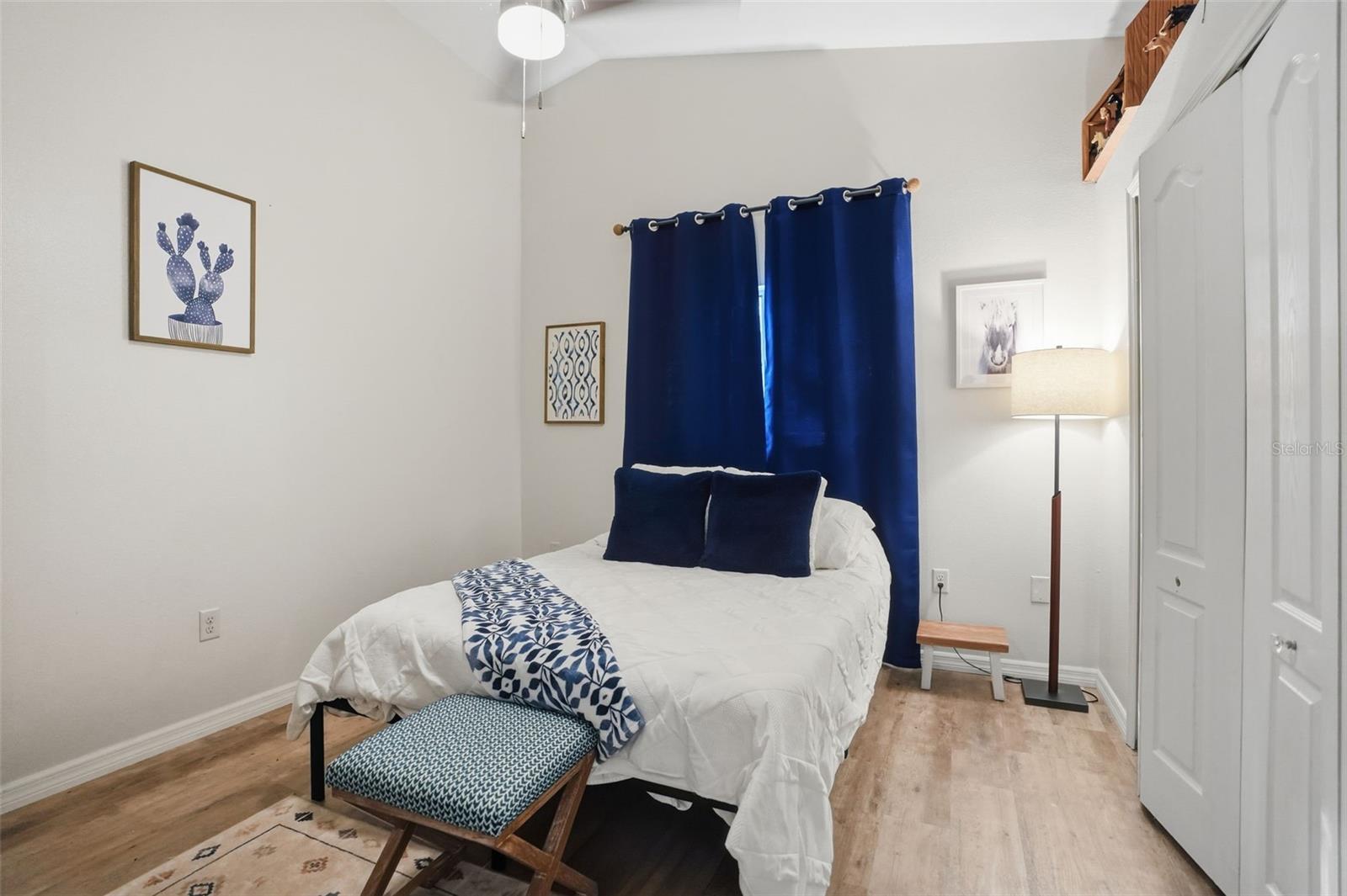 ACREAGE - Residential