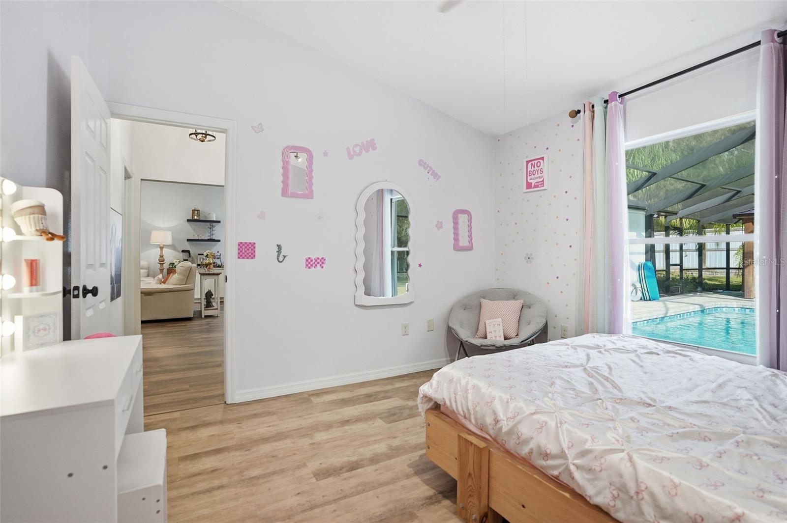 ACREAGE - Residential