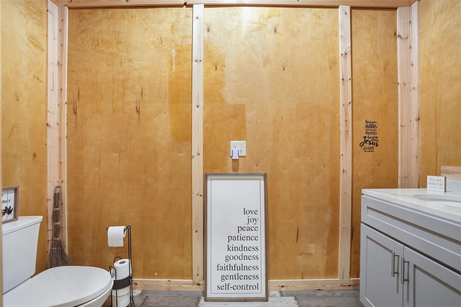 ACREAGE - Residential