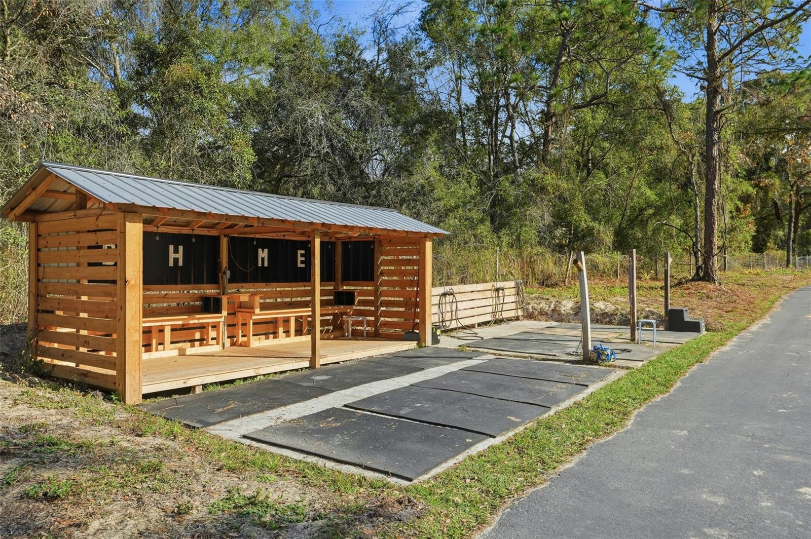 ACREAGE - Residential