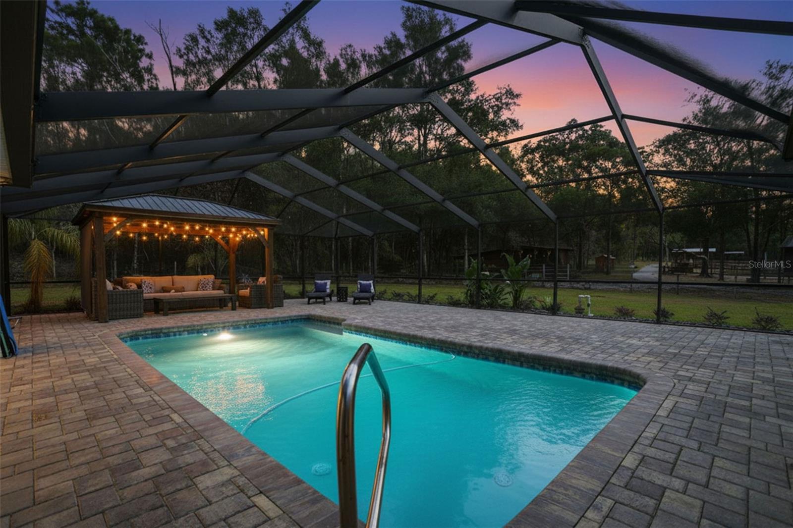 ACREAGE - Residential