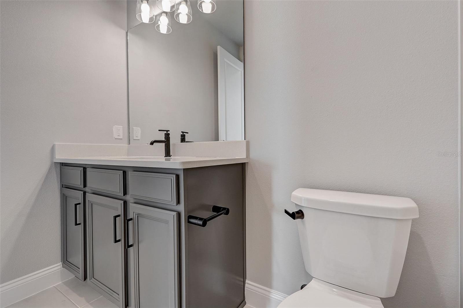 JOHN'S LAKE LANDING - Residential