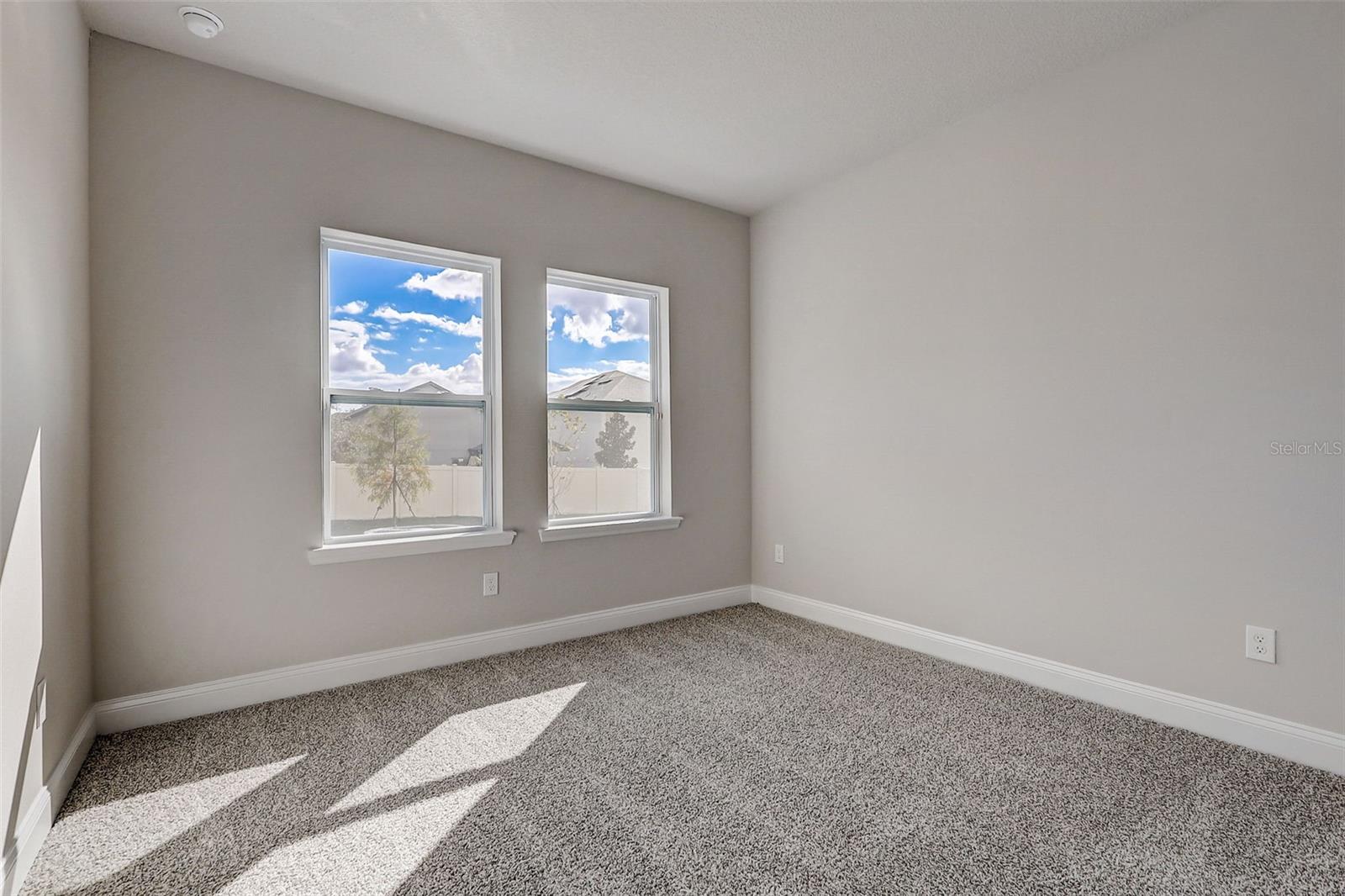 JOHN'S LAKE LANDING - Residential