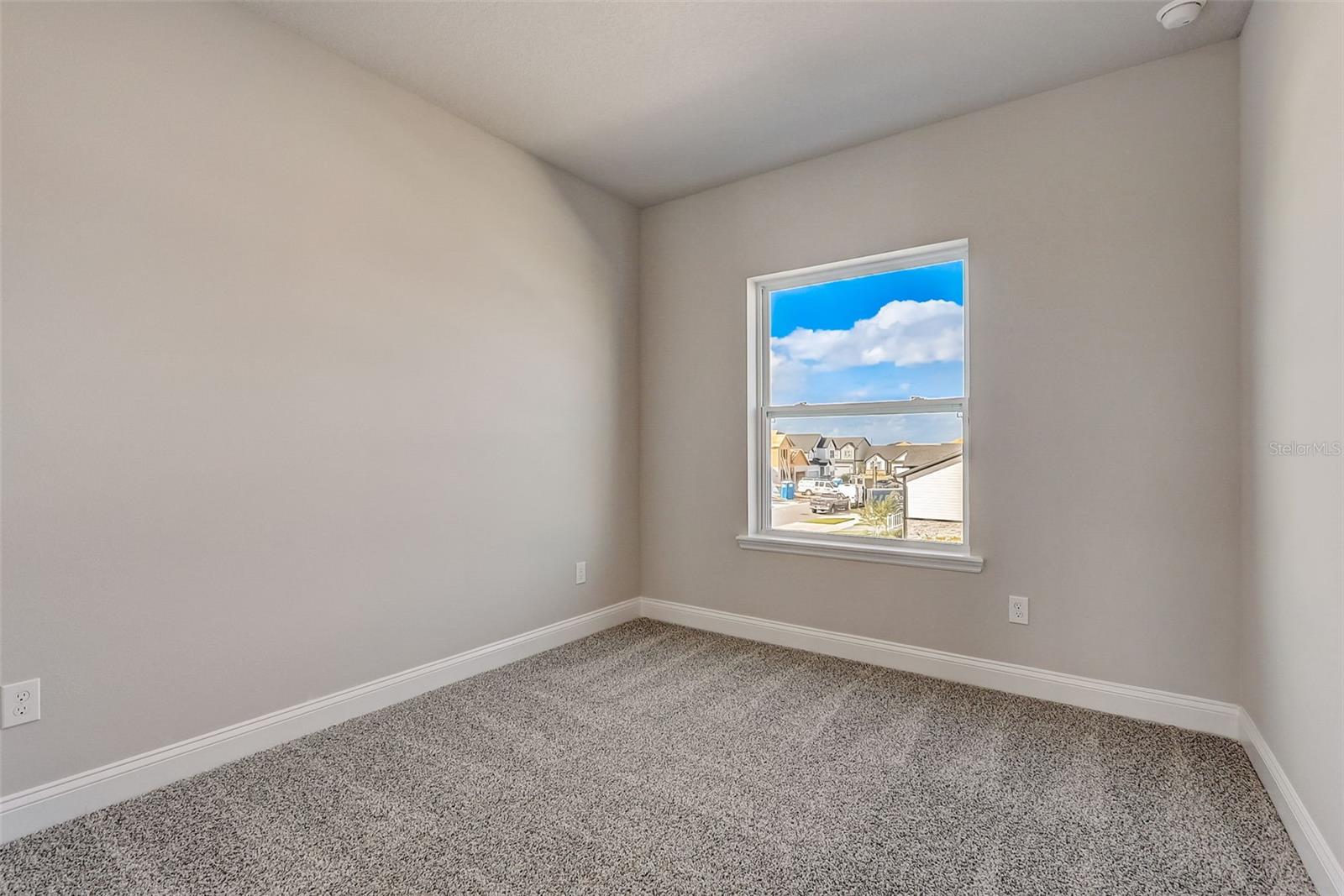 JOHN'S LAKE LANDING - Residential