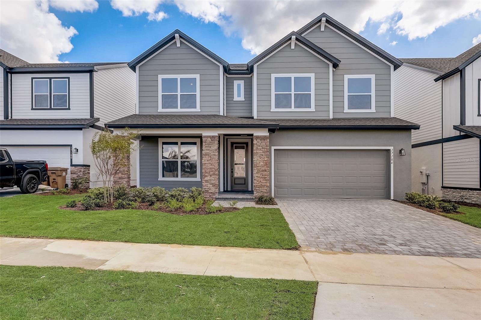 JOHN'S LAKE LANDING - Residential