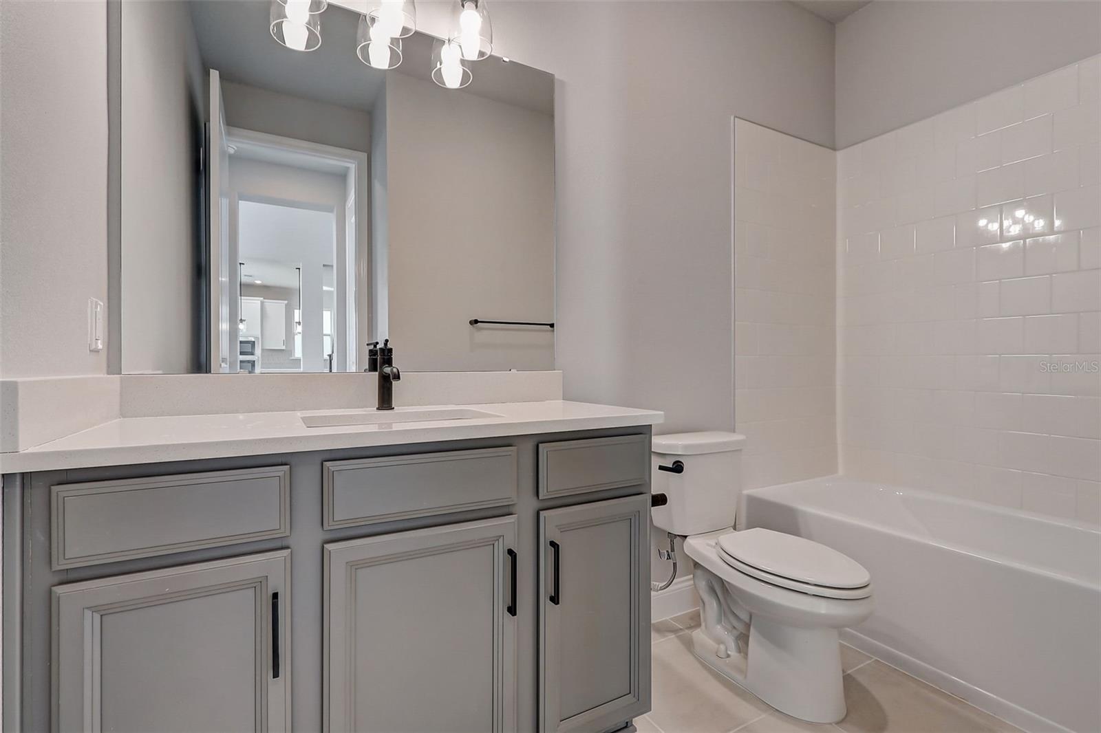 JOHN'S LAKE LANDING - Residential