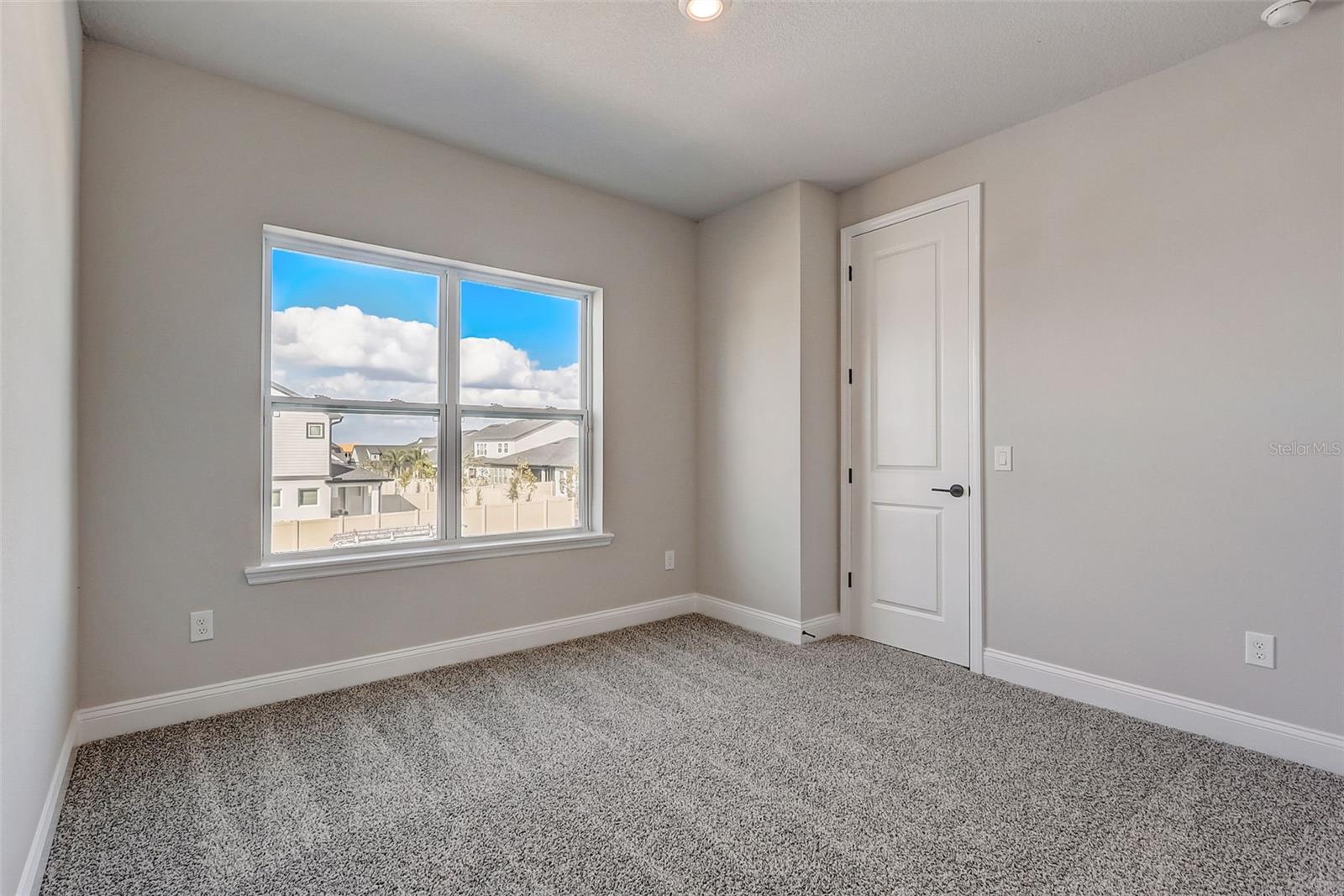 JOHN'S LAKE LANDING - Residential