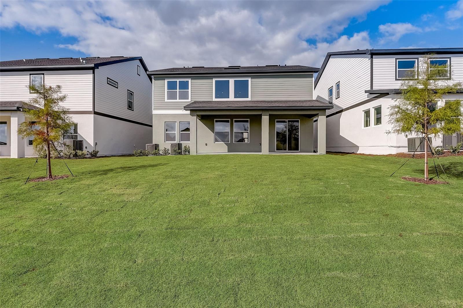 JOHN'S LAKE LANDING - Residential