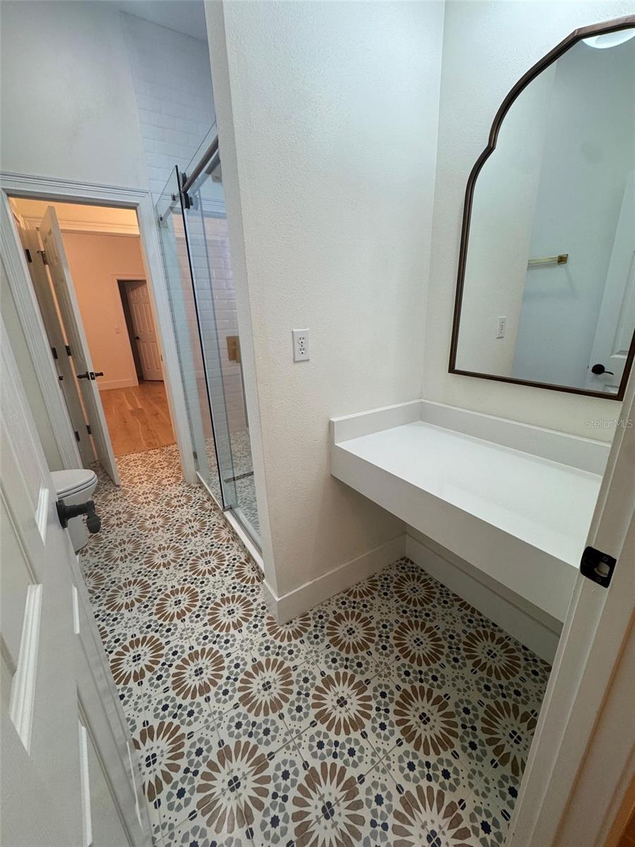 KEENES POINTE - Residential Lease