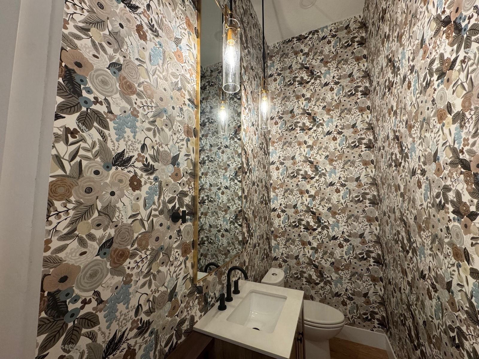 KEENES POINTE - Residential Lease