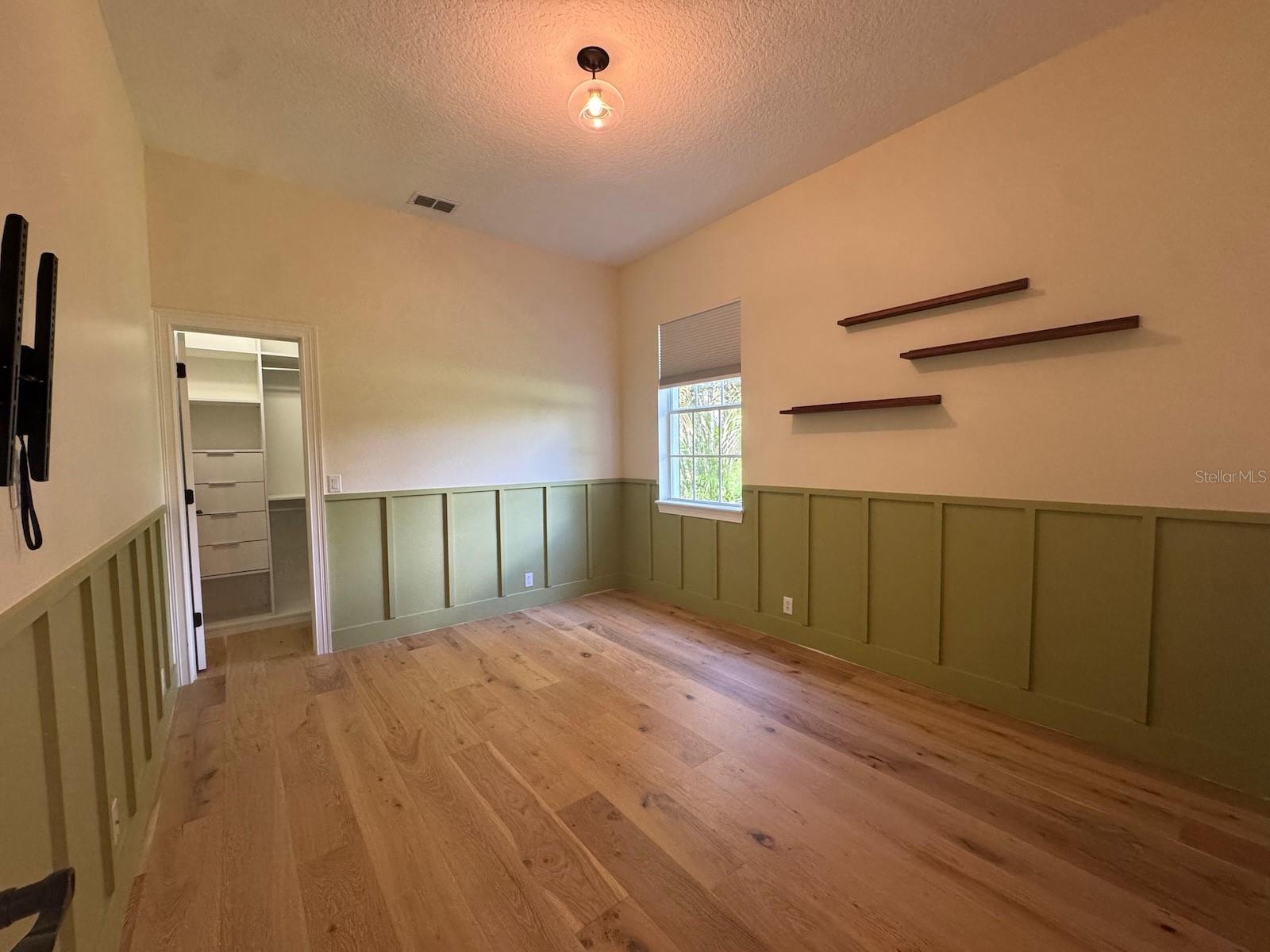 KEENES POINTE - Residential Lease