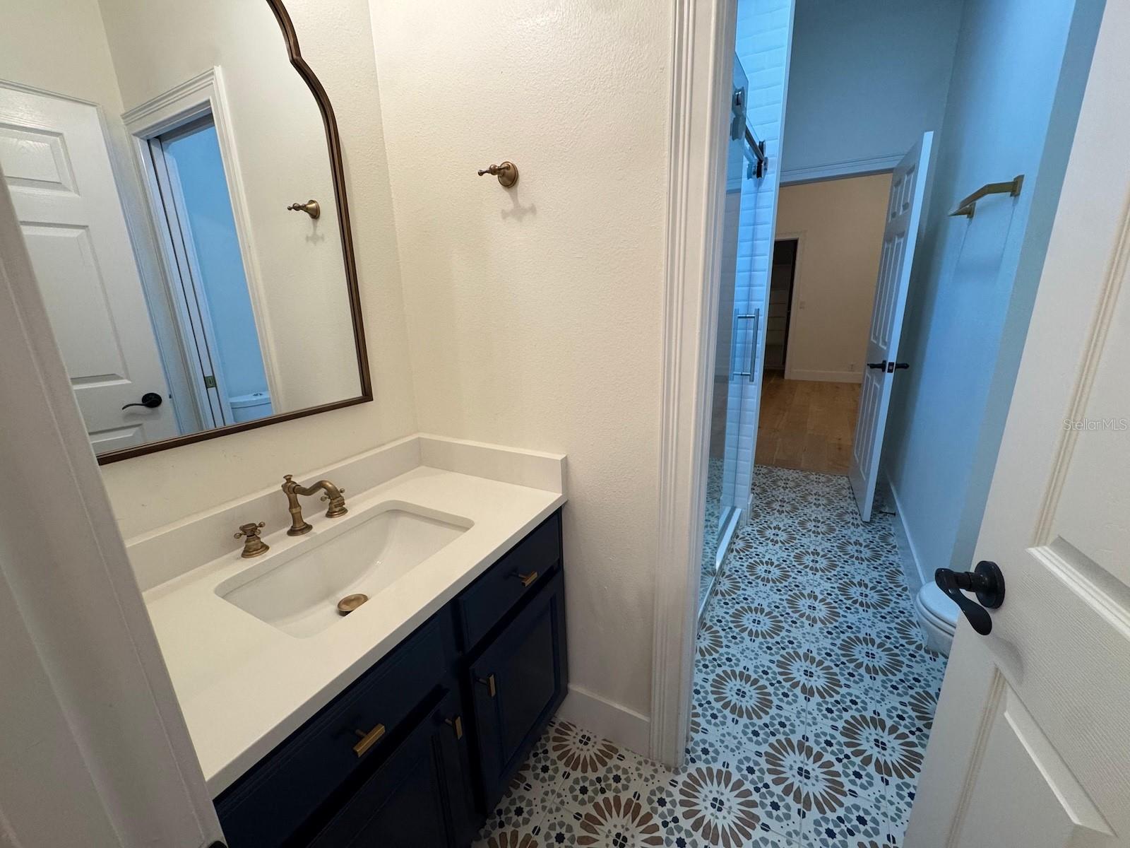 KEENES POINTE - Residential Lease