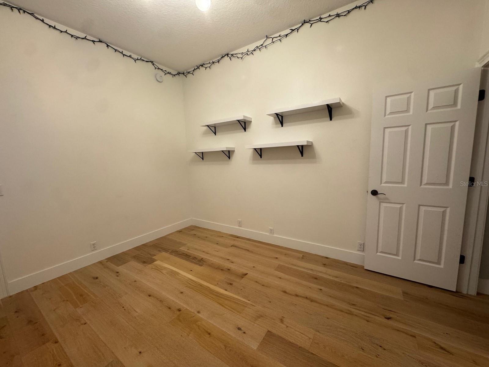 KEENES POINTE - Residential Lease