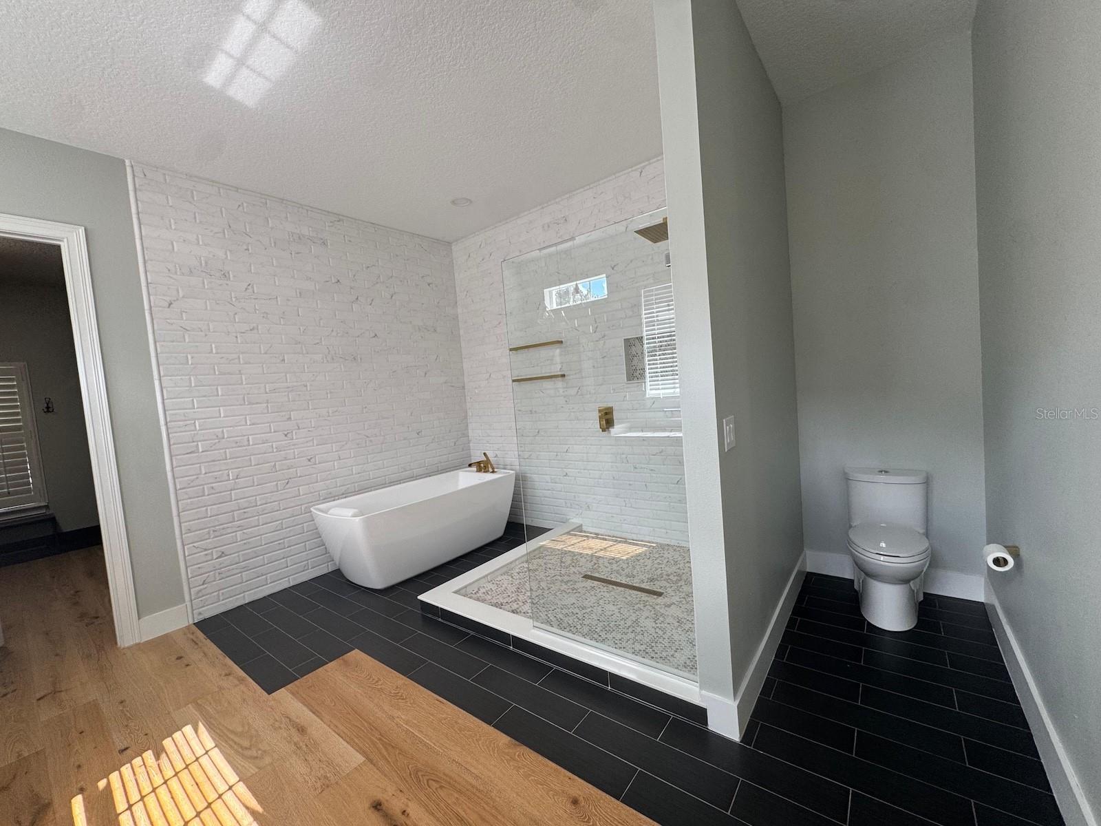 KEENES POINTE - Residential Lease