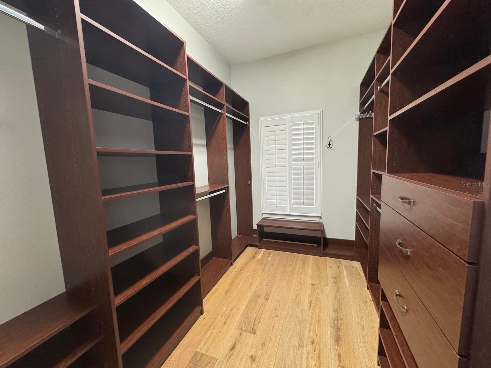 KEENES POINTE - Residential Lease