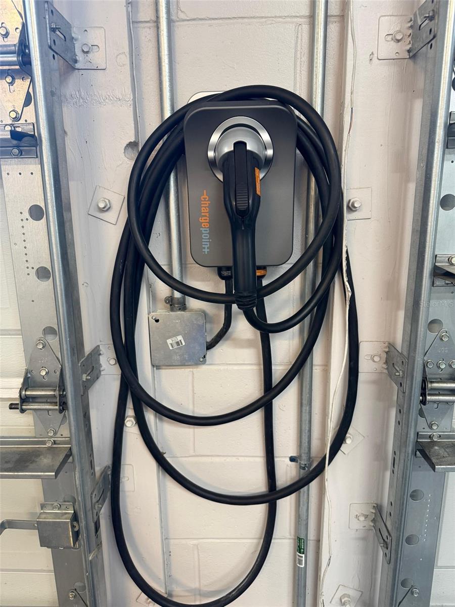 KEENES POINTE - Residential Lease