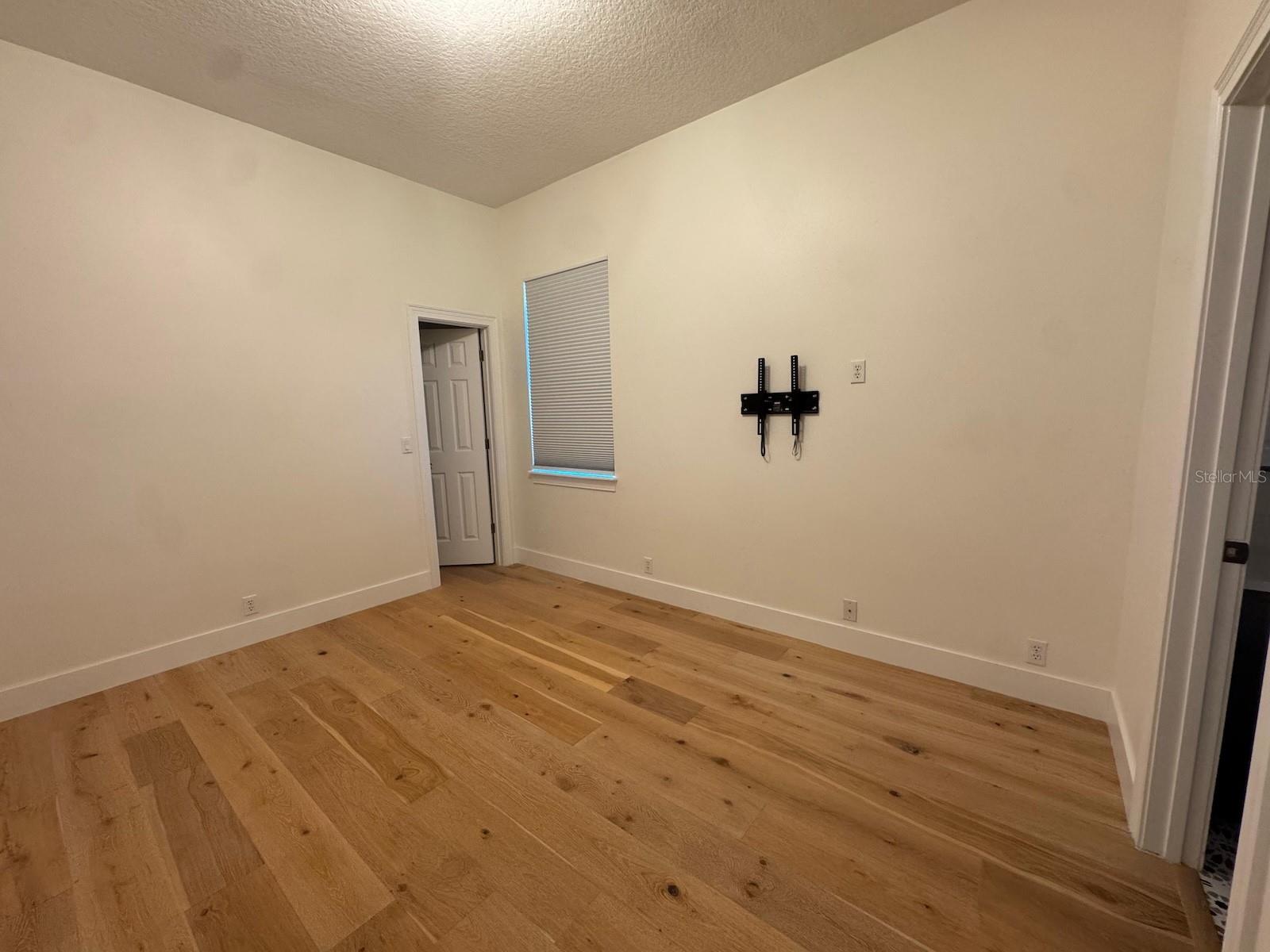 KEENES POINTE - Residential Lease