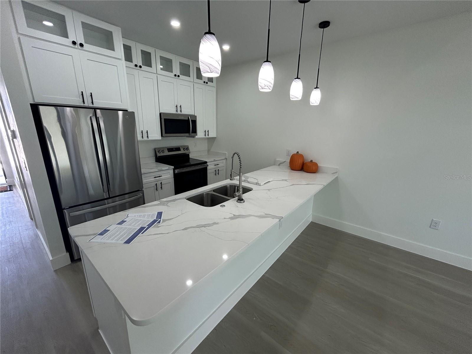 PUNTA GORDA ISLES SEC 18 - Residential Lease