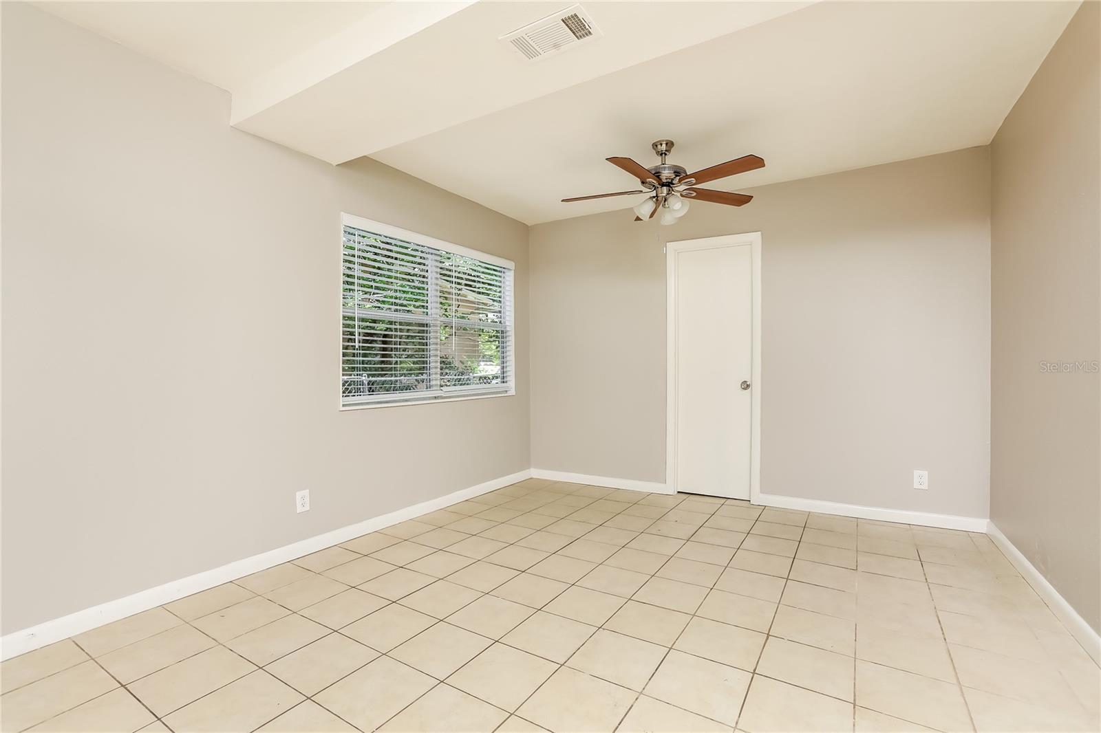 DELTONA LAKES UNIT 74 - Residential Lease