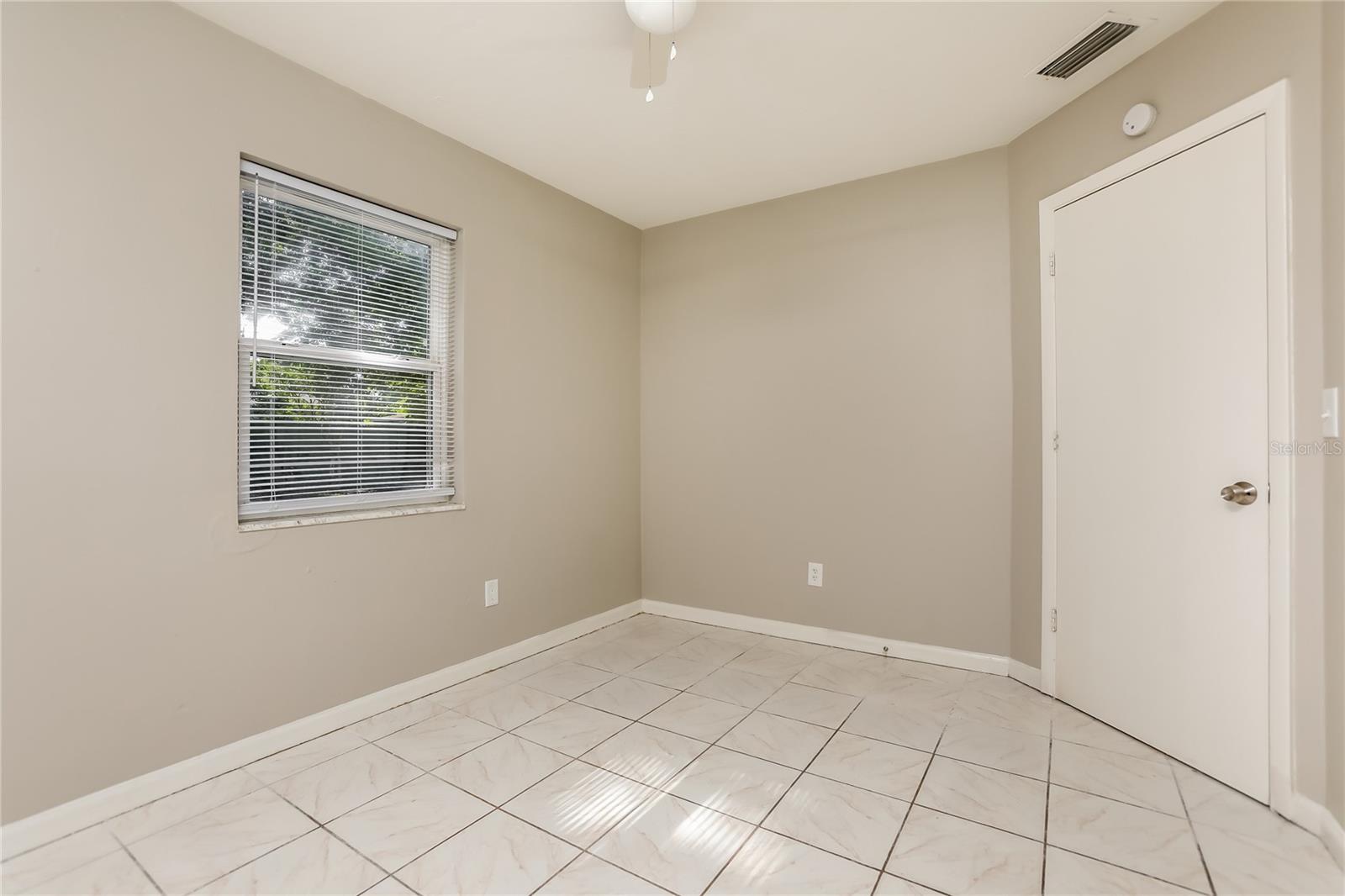 DELTONA LAKES UNIT 74 - Residential Lease