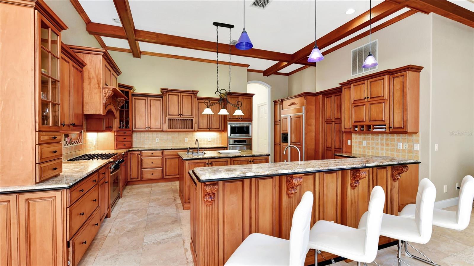 HARBOR ISLE - Residential