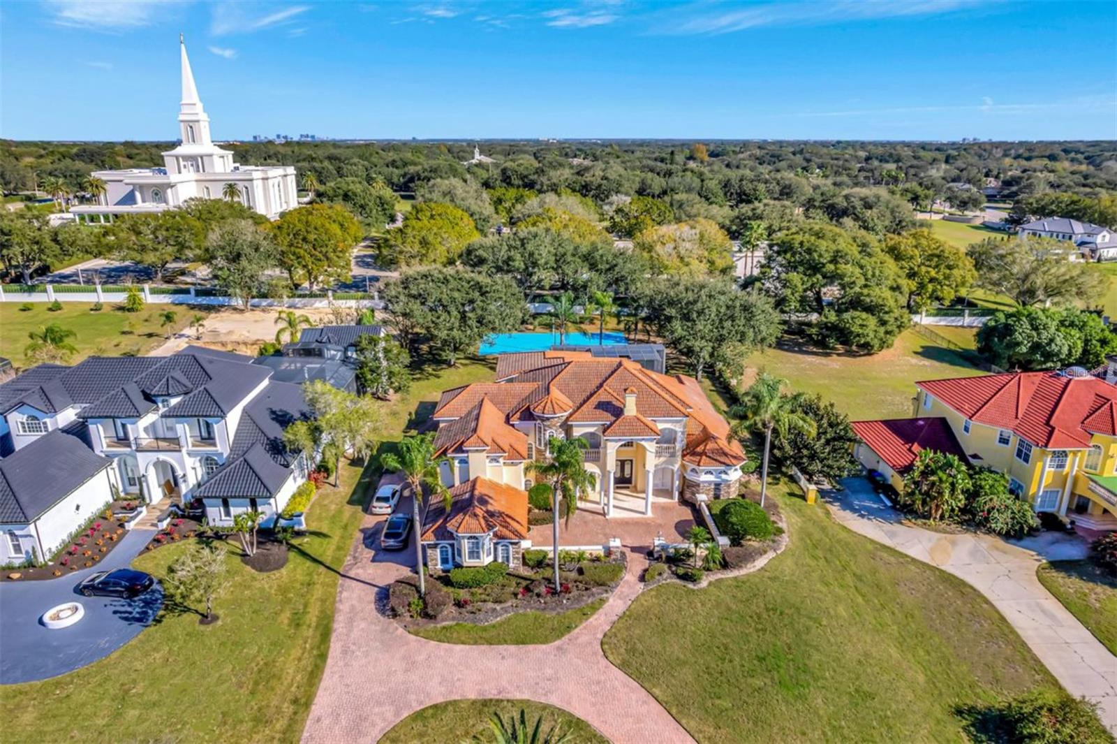 HARBOR ISLE - Residential
