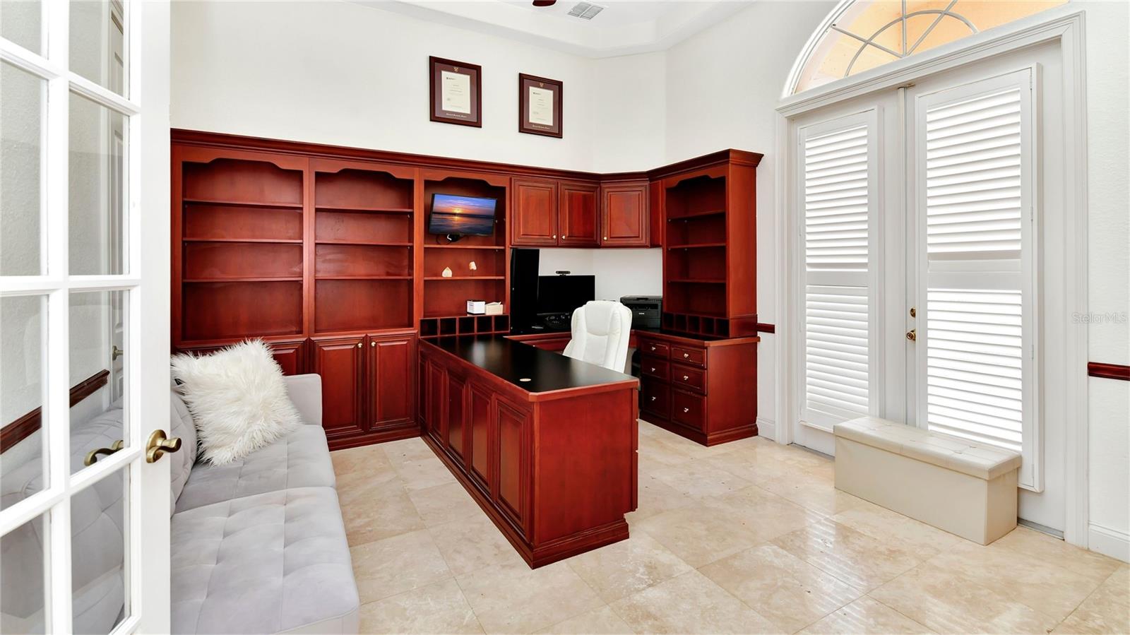 HARBOR ISLE - Residential
