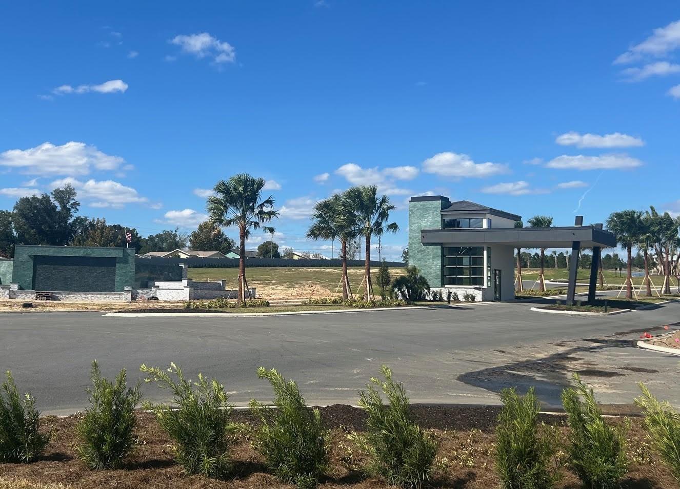 BRENTWOOD VILLAS IV A REPLAT PB 16 PG 143 LOT 38 - Residential